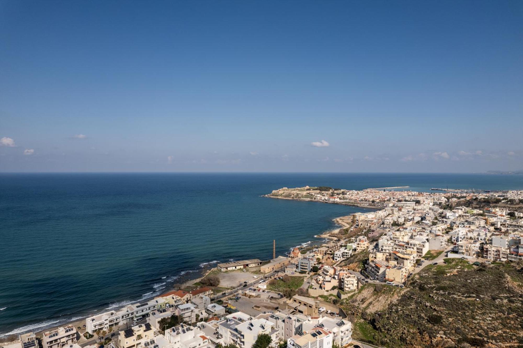 Secret View Apartment, With Private Jacuzzi Rethymno  Екстер'єр фото